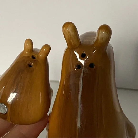 Vintage Salt Pepper Shakers Kangaroo Joey Pouch 2 Piece Kitsch Urban Outfitters - Picture 14 of 16